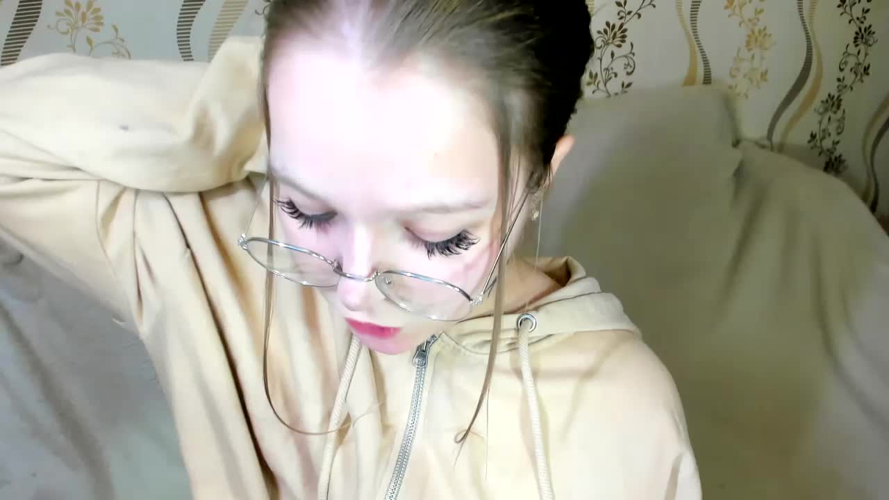 MelMooon Adult Chat December 29, 2025