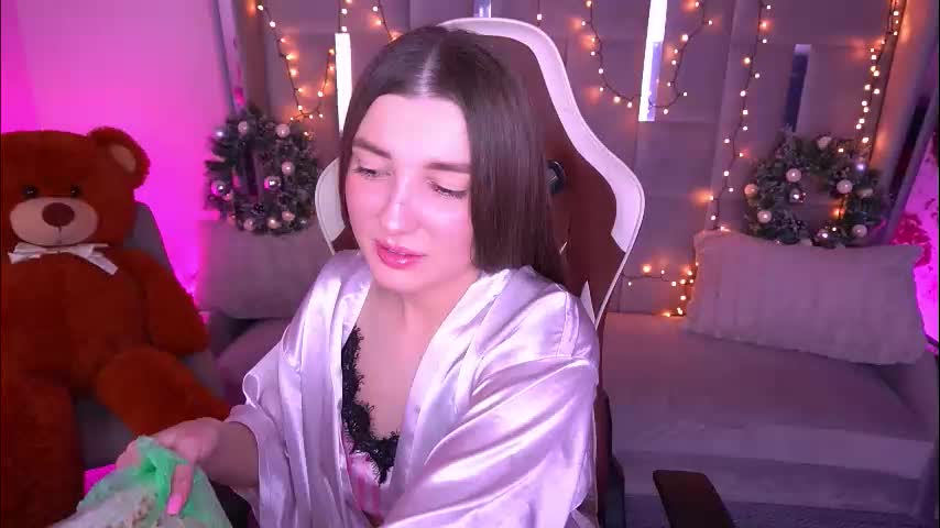 ashleybaee Adult Chat December 29, 2025