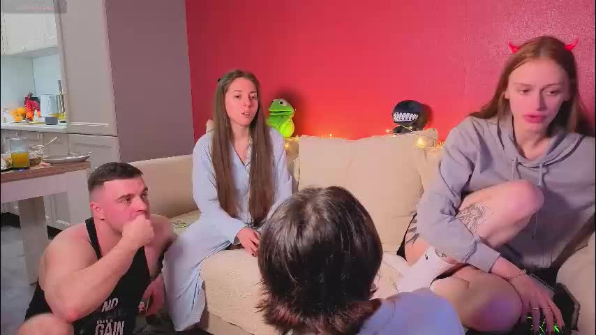 ihavepaws33 Adult Chat December 30, 2025