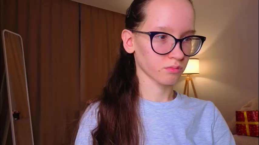 lynettebails Adult Chat December 29, 2025