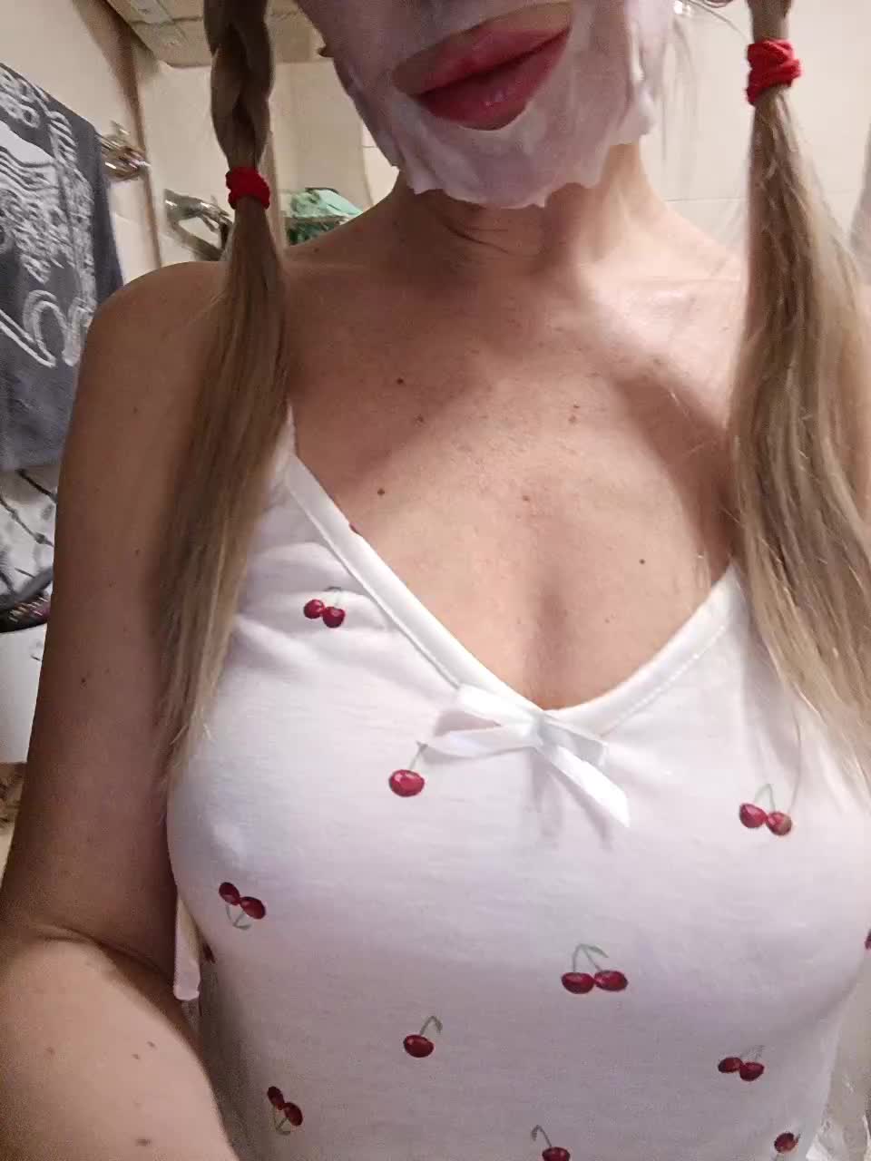 Blondi_Love Adult Chat December 30, 2025