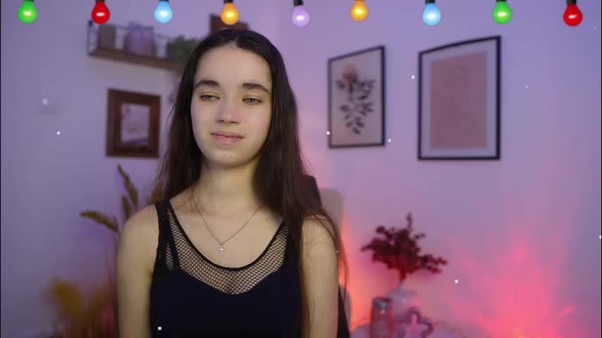 gia_paige18 Adult Chat December 30, 2025