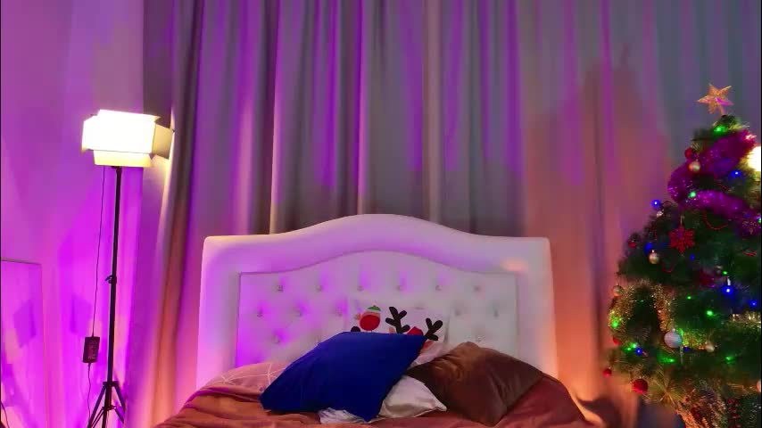 mikka_blush Adult Chat December 30, 2025