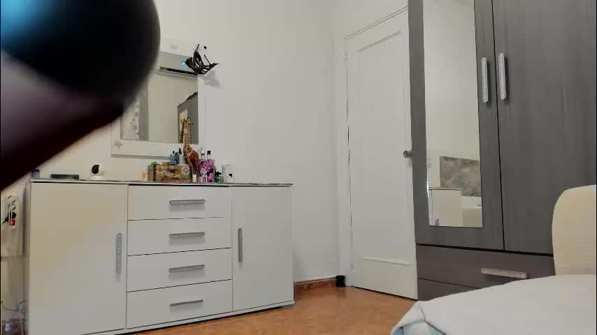 anisialuna_ Adult Chat December 30, 2025