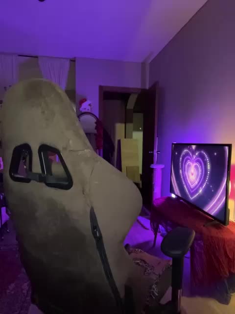 Mariiiiiii Adult Chat December 30, 2025