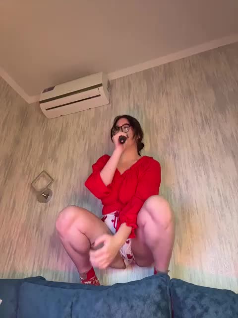 CurvyWoman- Adult Chat December 30, 2025