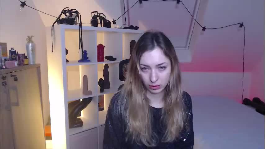 scarlet_sophie Adult Chat December 30, 2025