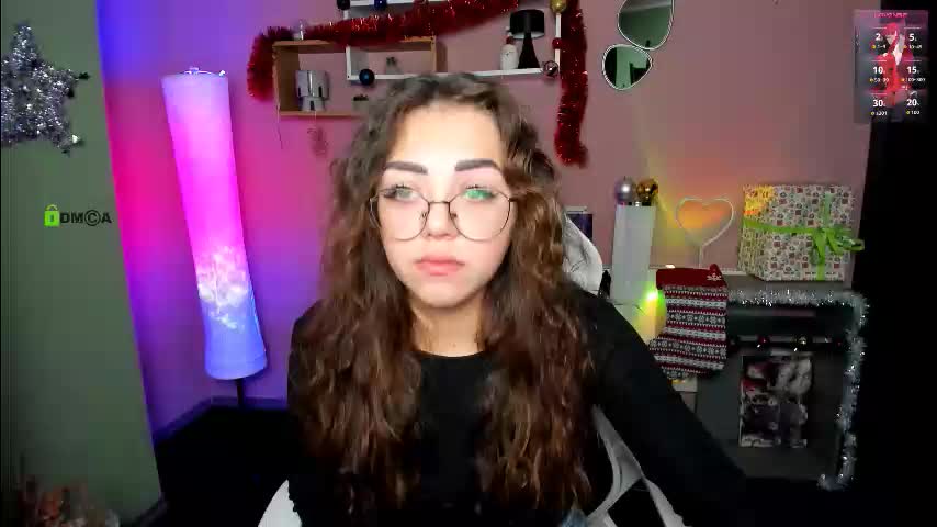 kiki_swan Adult Chat December 30, 2025