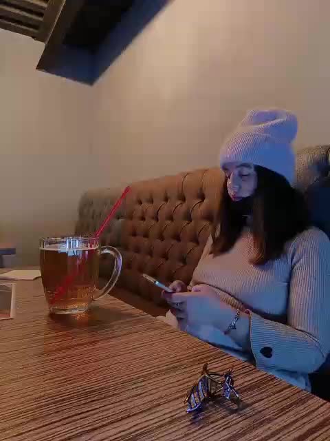 Angelia22 Adult Chat December 30, 2025