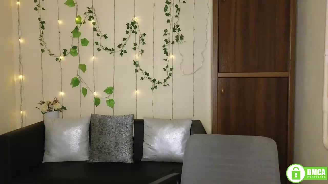 Jullyblondkiss Adult Chat December 30, 2025