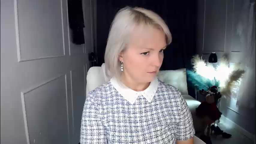 emmmam Adult Chat December 30, 2025