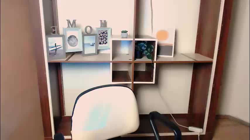 angelinalov_ Adult Chat December 30, 2025