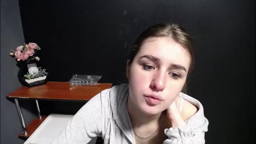 moon_sirennn Adult Chat December 30, 2025