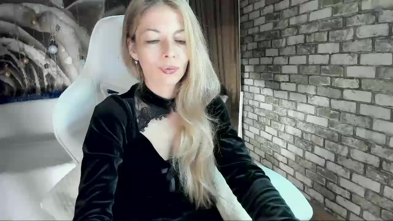 Eva-Melow Adult Chat December 31, 2025