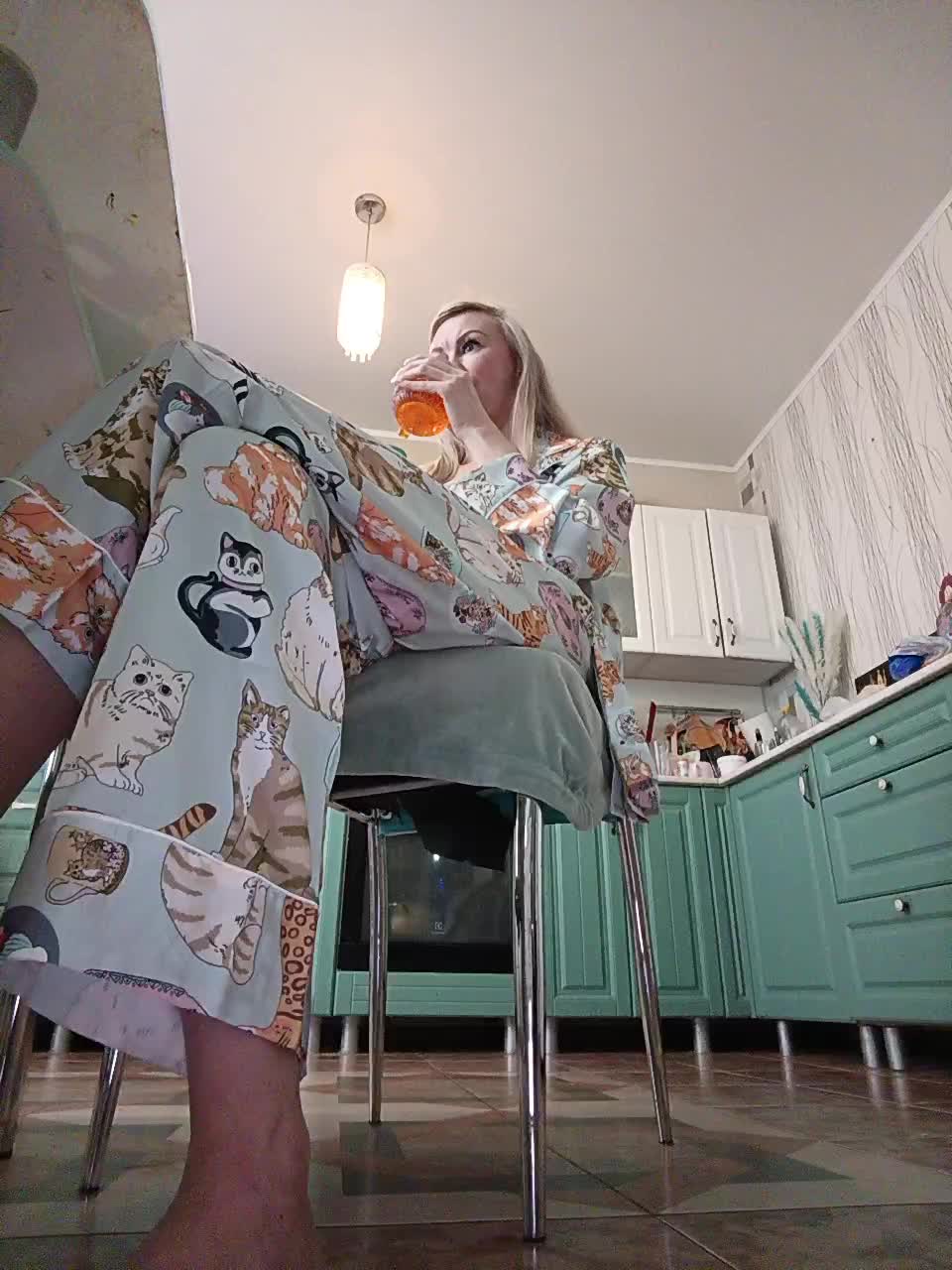 Blondi_Love Adult Chat December 30, 2025