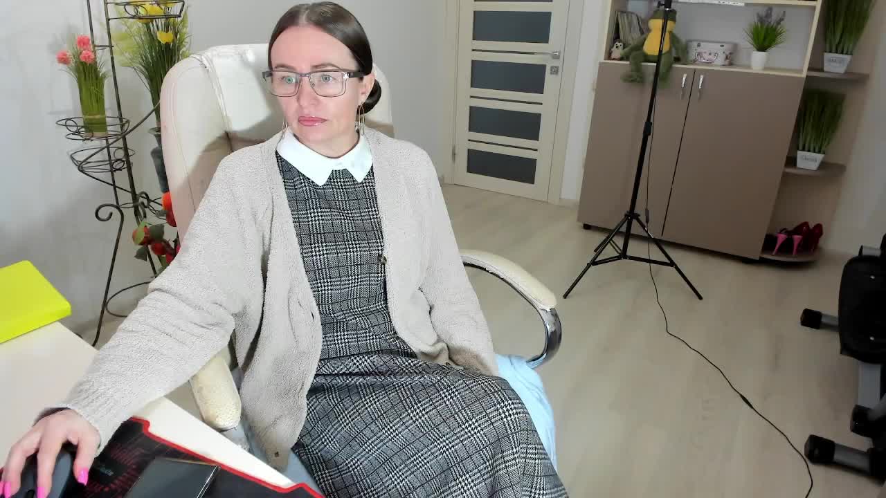 -Michelle- Adult Chat December 30, 2025