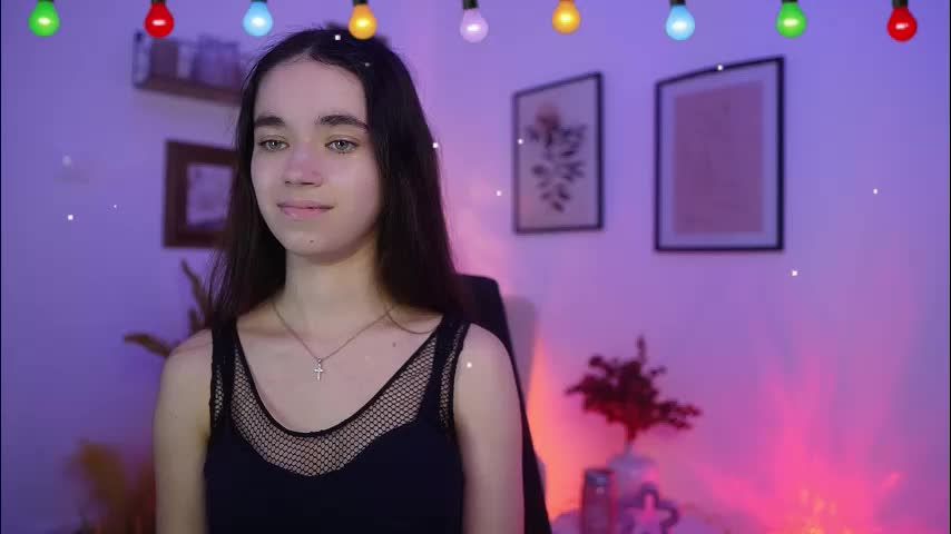 gia_paige18 Adult Chat December 30, 2025