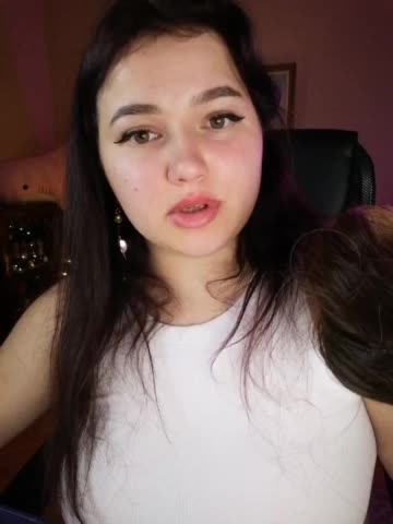 JuliaHesperaks Adult Chat December 31, 2025