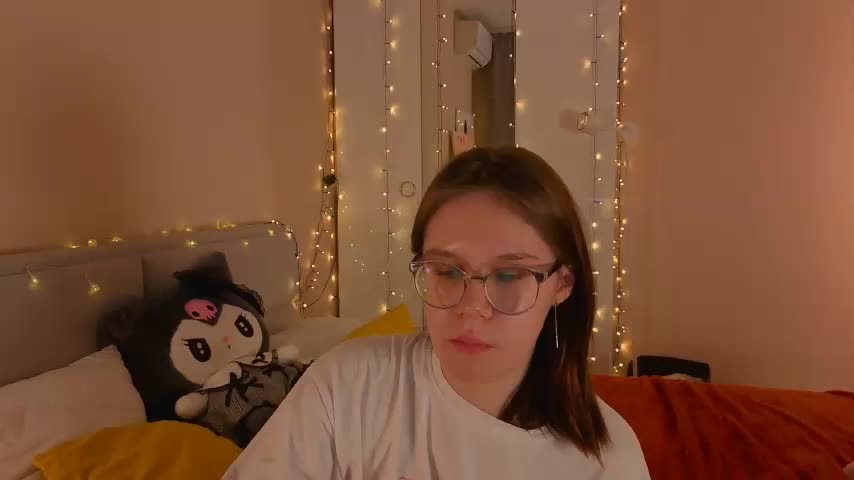 MiaLuw Adult Chat December 31, 2025