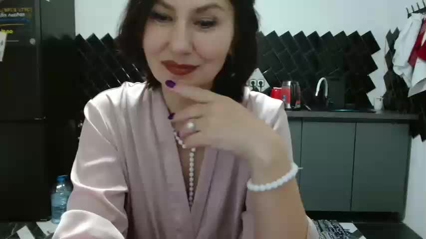 ANGELALADI Adult Chat December 31, 2025