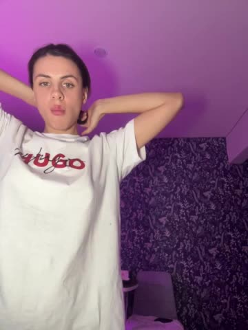 -EmilyJones- Adult Chat December 31, 2025