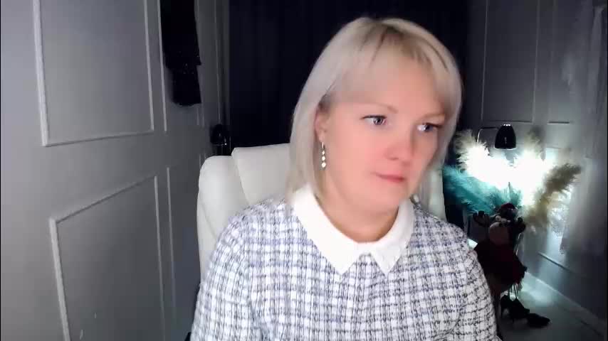 emmmam Adult Chat December 30, 2025