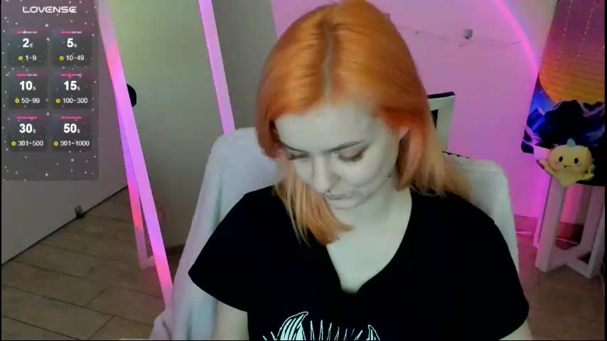 red_bestie_ Adult Chat December 30, 2025