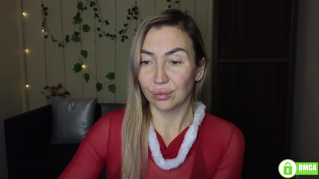 Jullyblondkiss Adult Chat December 31, 2025