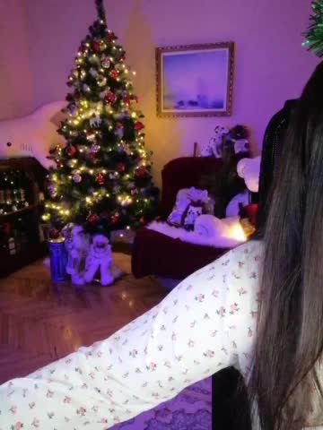 JuliaHesperaks Adult Chat December 31, 2025