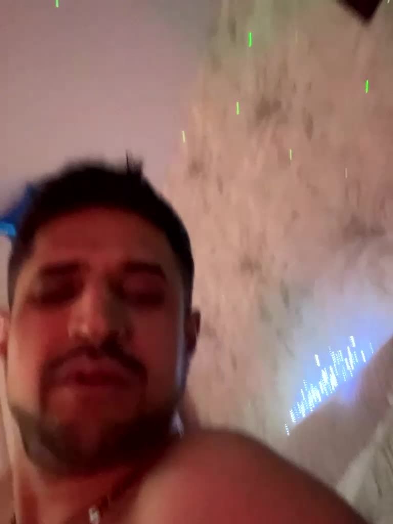 VIP17CoupleDream Adult Chat December 31, 2025