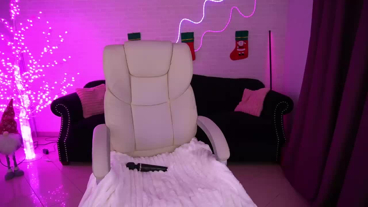 DaenerysDaen Adult Chat December 31, 2025