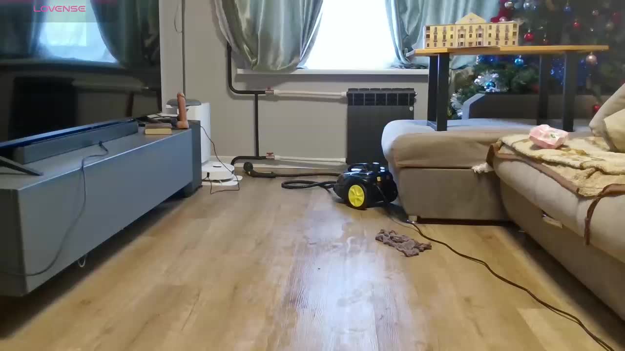 Milaa1998 Adult Chat December 31, 2025