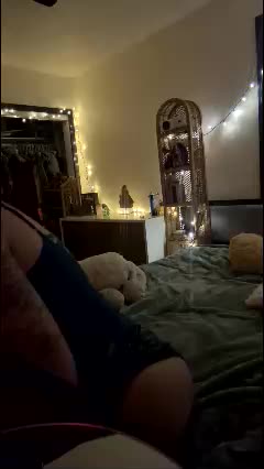 ittybittybutterfly Adult Chat December 31, 2025