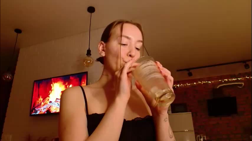 whiteprincessluna Adult Chat December 31, 2025