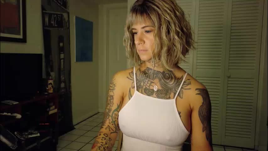 tattooed_natalia Adult Chat December 31, 2025