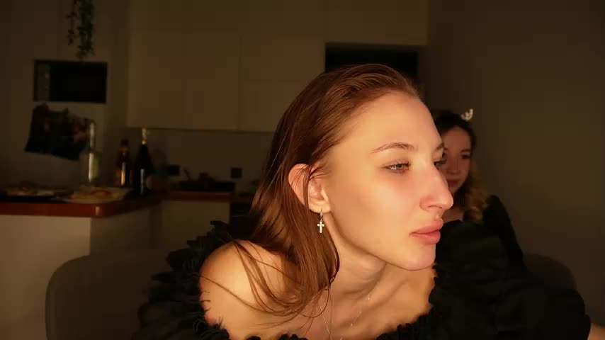 emely1benz Adult Chat January 1, 2026