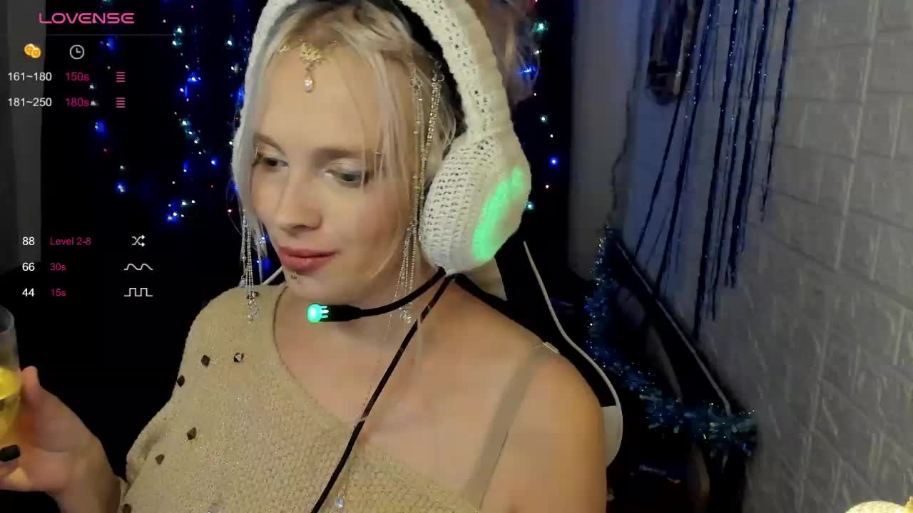 AmelieAndersen Adult Chat January 1, 2026