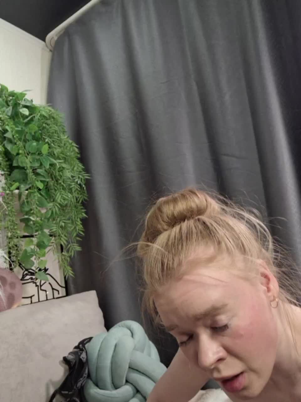 -scyrim- Adult Chat January 1, 2026