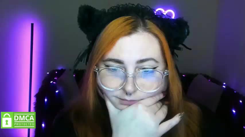 Aliciaredluv Adult Chat January 1, 2026