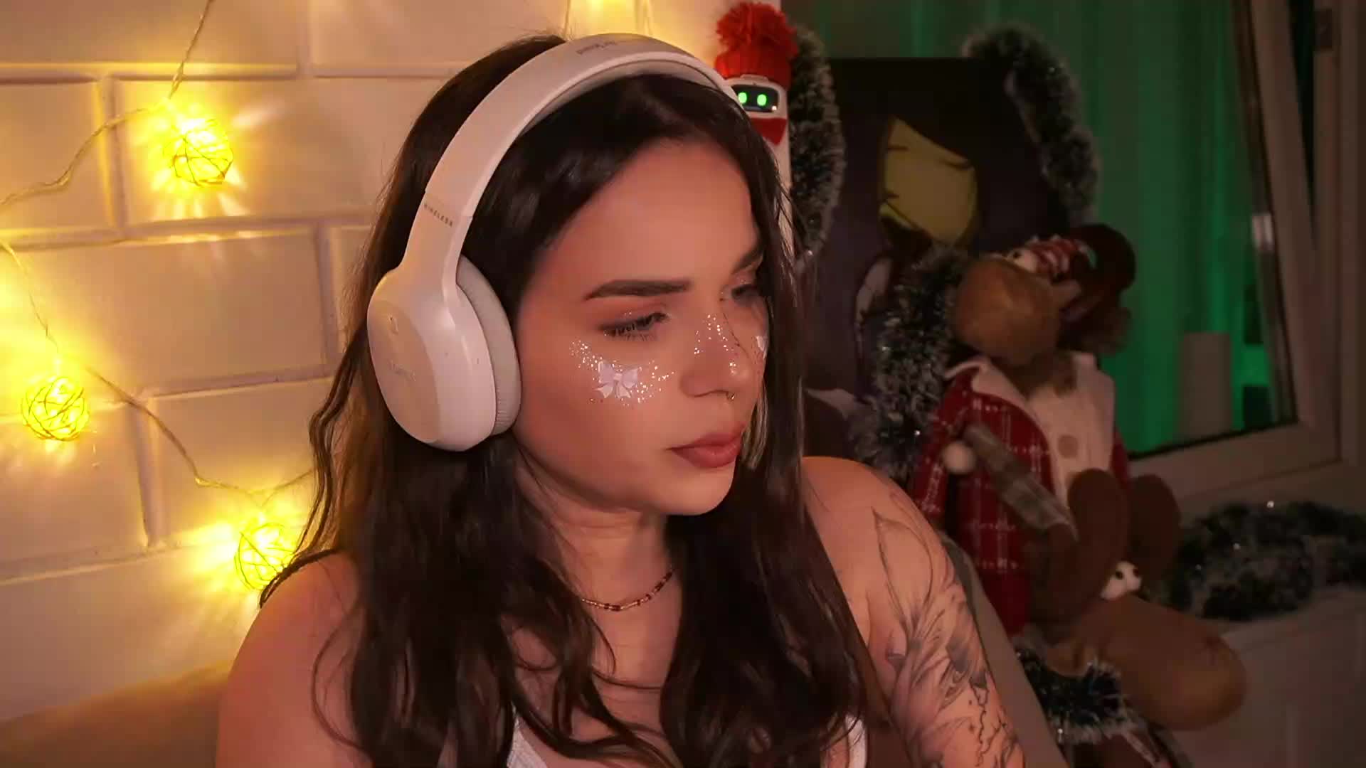 MiniNika Adult Chat January 2, 2026