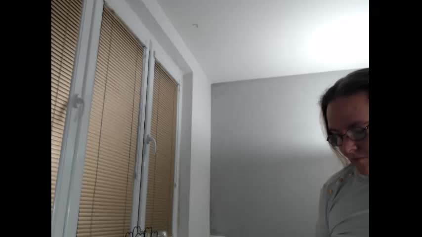 sweetboobs85h Adult Chat January 2, 2026