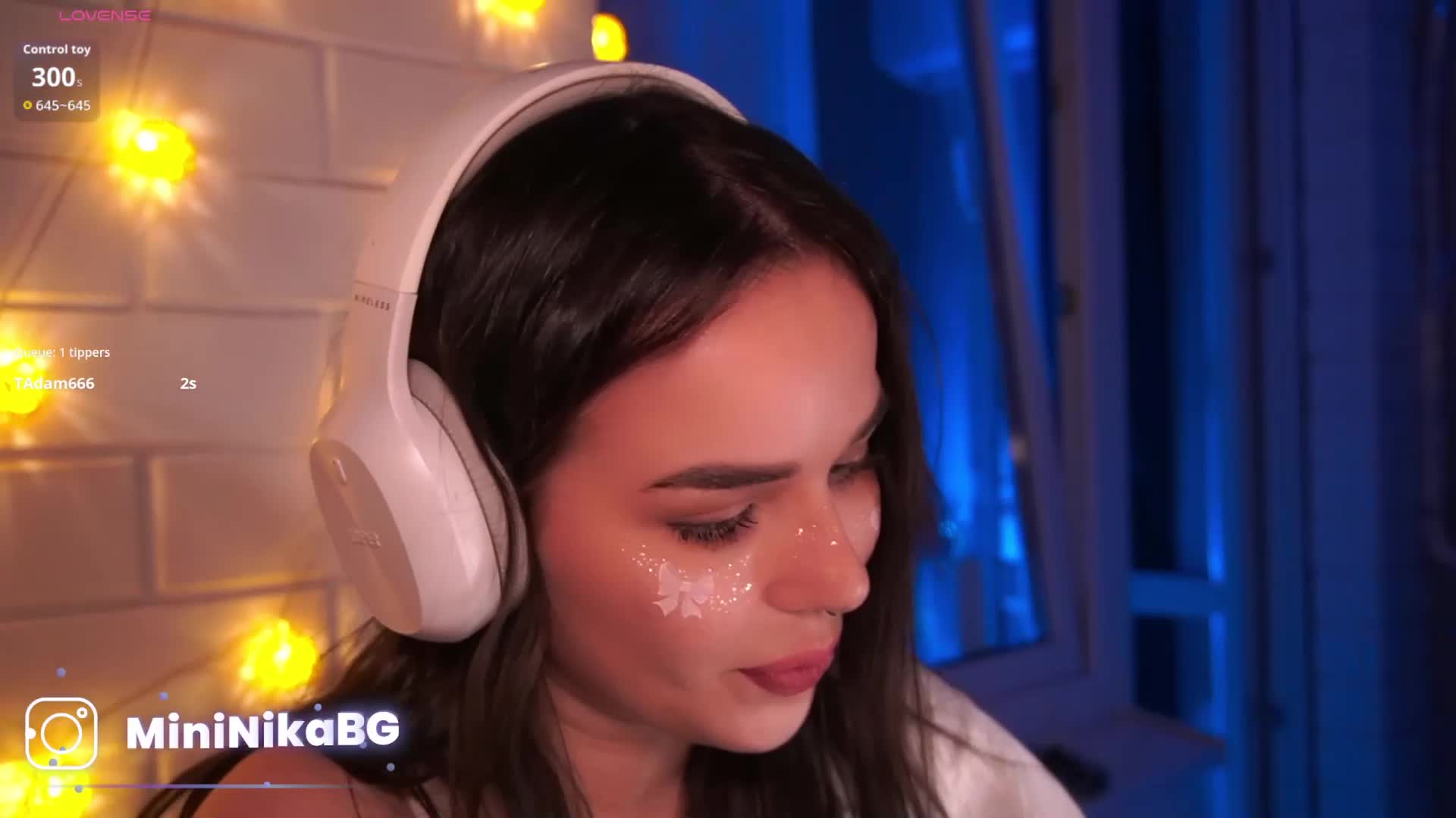 MiniNika Adult Chat January 2, 2026