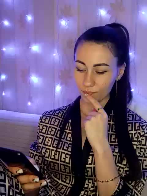 -Feral-Berry- Adult Chat January 2, 2026