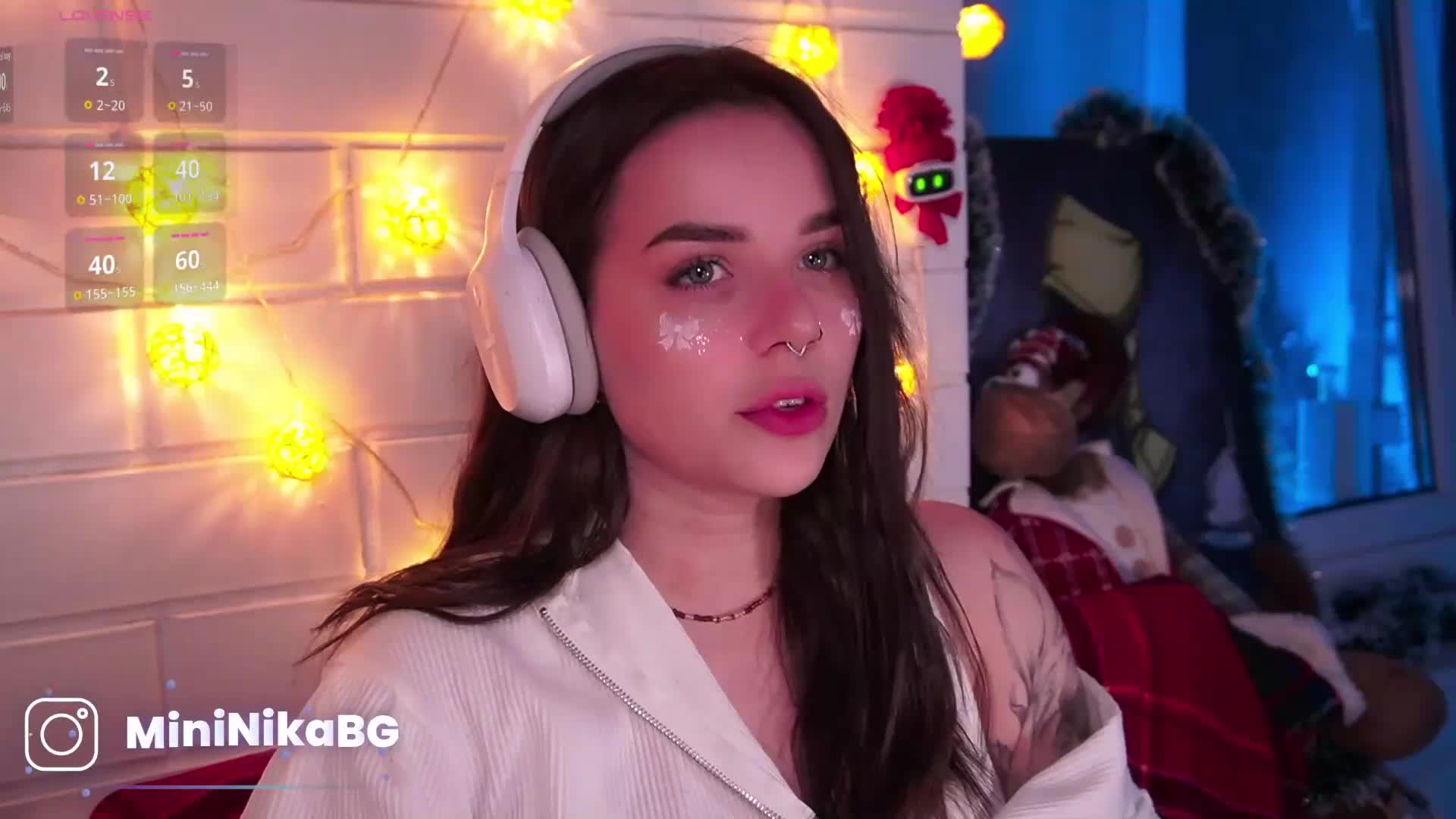 MiniNika Adult Chat January 2, 2026