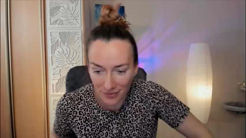 save_the_qween Adult Chat January 2, 2026