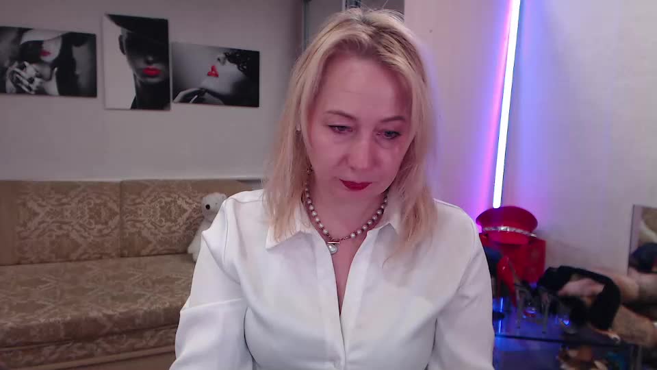 MistressMilfa Adult Chat January 3, 2026