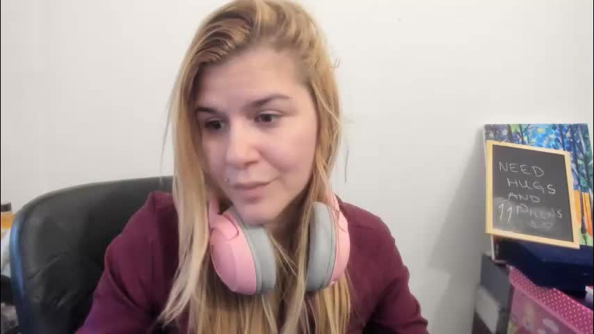 artsyandcraftsy_ Adult Chat January 3, 2026