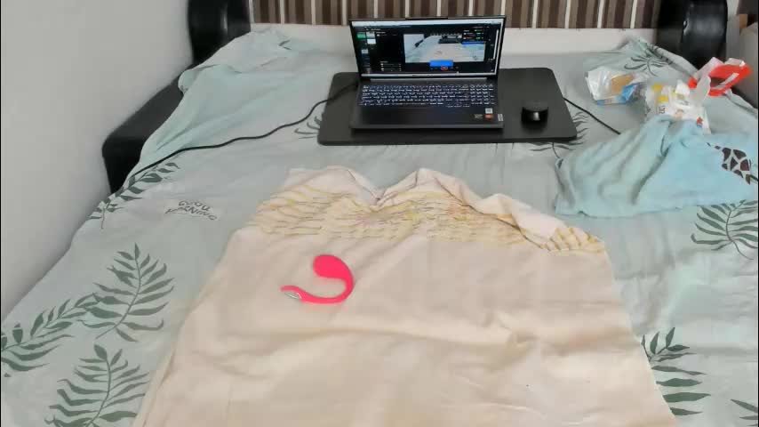 sweet_tinqerbell Adult Chat January 3, 2026