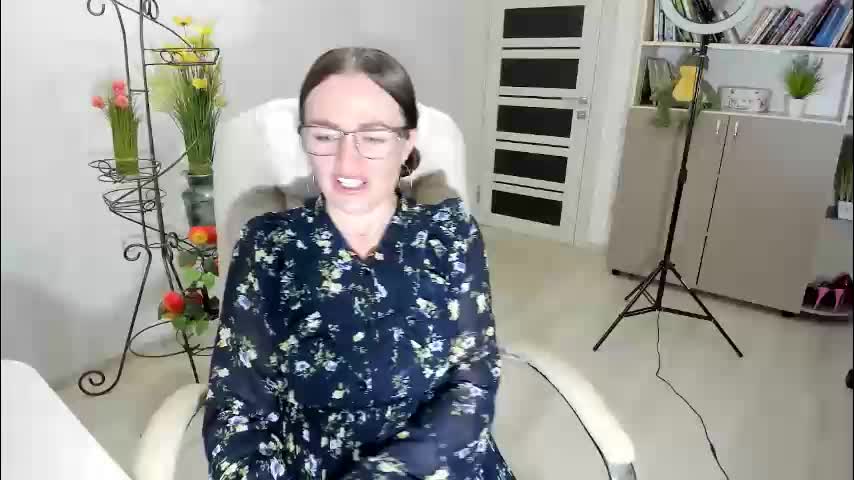 vika7333 Adult Chat January 3, 2026