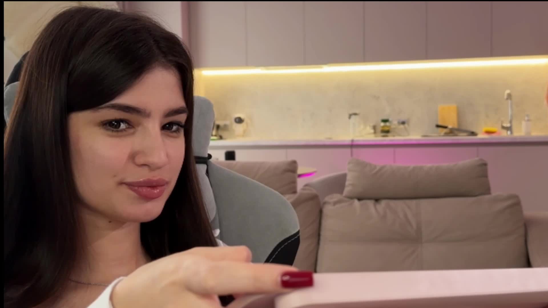 Sofi-Mi Adult Chat January 4, 2026